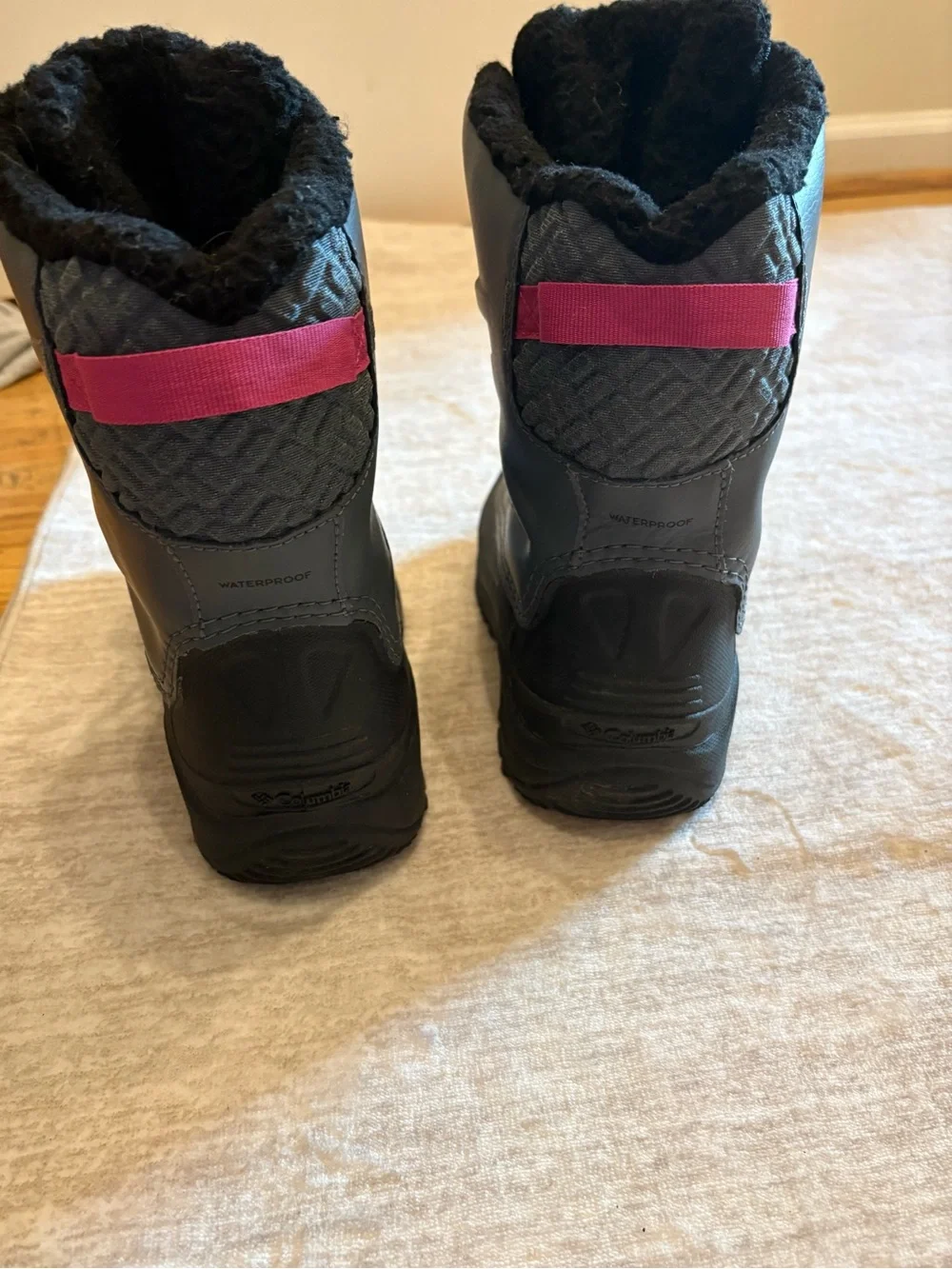 Columbia Youth Unisex Bugaboot Celsius Boot Graphite/Wild Fuchsia- Waterproof